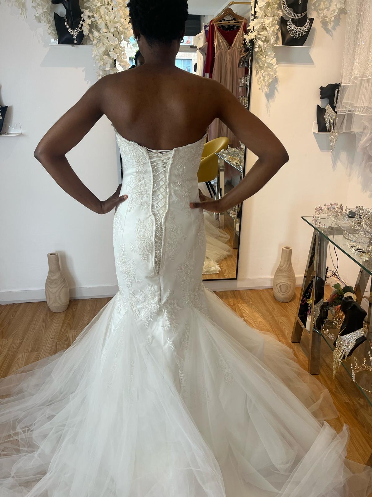 The Roberta Wedding Gown